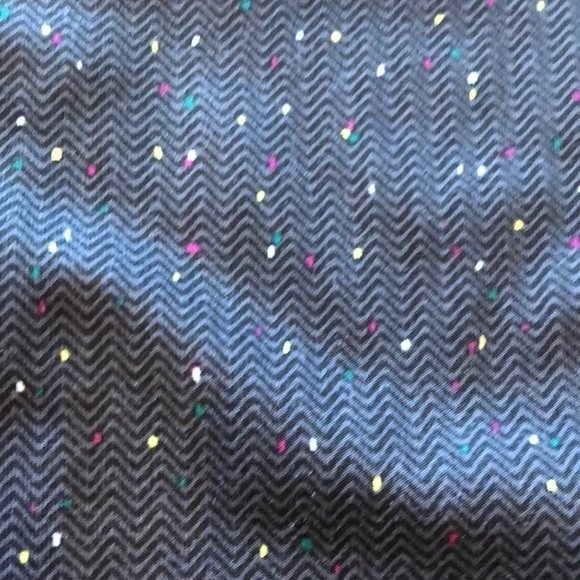 ZELLA Zip-up Jacket - Picture 2 of 8